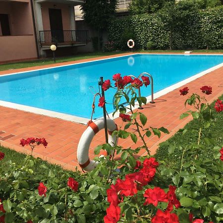 Indesenzano Apartment Desenzano del Garda Kültér fotó