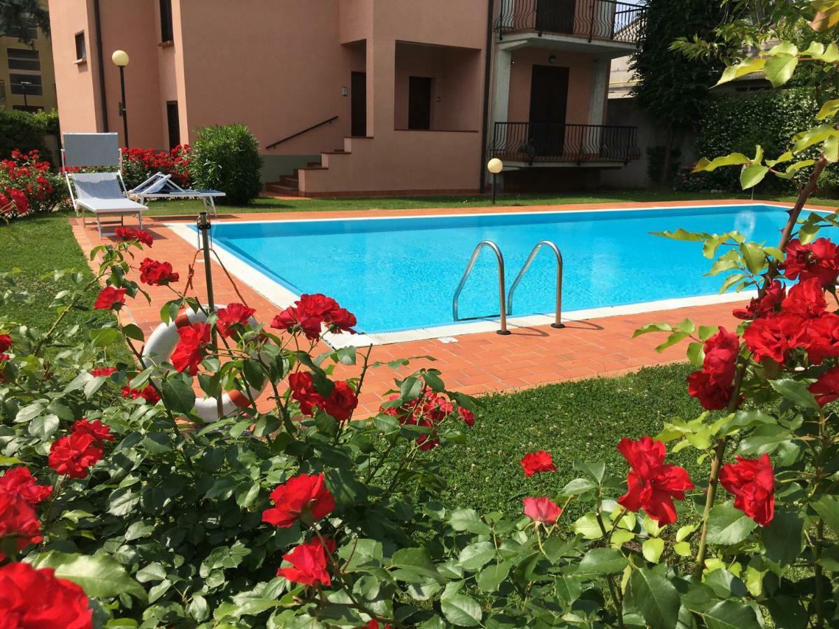 Indesenzano Apartment Desenzano del Garda Kültér fotó